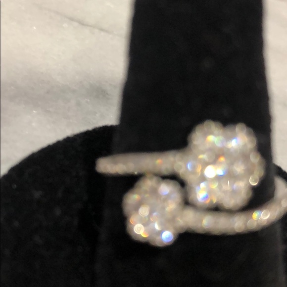 Cubic Zirconia Sterling Silver Dainty Flower Wrap Ring,Boutique- sz 7 or 8 - Picture 3 of 8